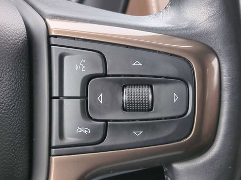 Used 2021 Chevrolet Suburban High Country image 16