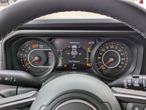 New 2026 Jeep Wrangler Unlimited Sport AWD/4WD image 27