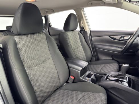 Used 2022 Nissan Rogue Sport SV image 33