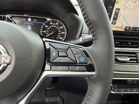 New 2025 Nissan Altima 2.5 SL image 27