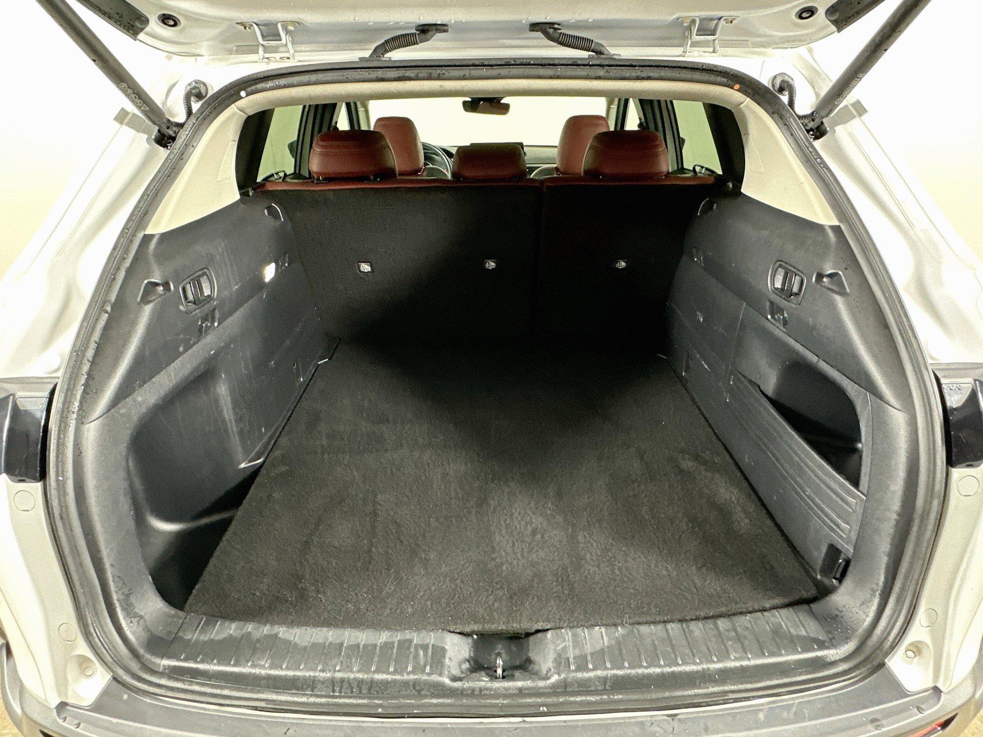 Used 2025 MAZDA CX-50 AWD 2.5 Hybrid w/ Premium Pkg image 29
