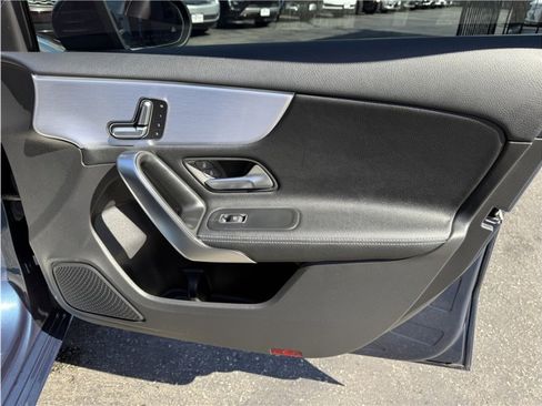 Used 2020 Mercedes-Benz A 220 image 30