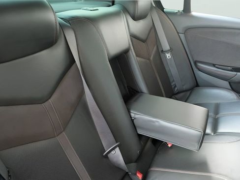 Used 2017 Chevrolet SS RWD image 35