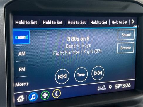 Used 2022 GMC Sierra 1500 Elevation image 24