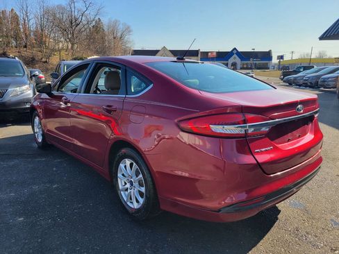 Used 2017 Ford Fusion S image 7