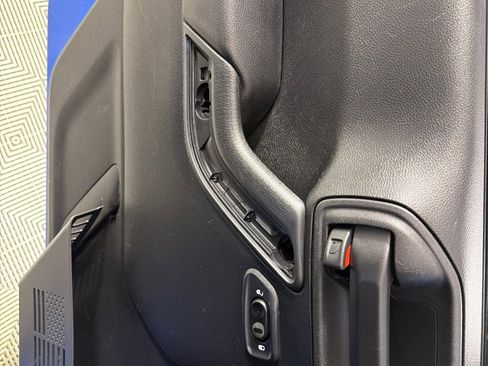 Used 2015 Jeep Wrangler Sport image 11