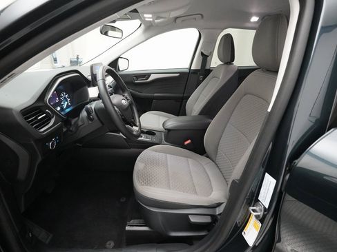 Used 2022 Ford Escape SE w/ Cold Weather Package image 7