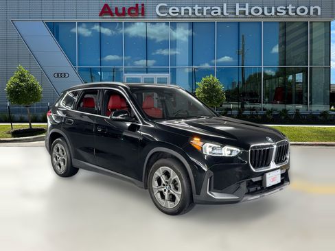 Used 2023 BMW X1 xDrive28i w/ Convenience Package image 7