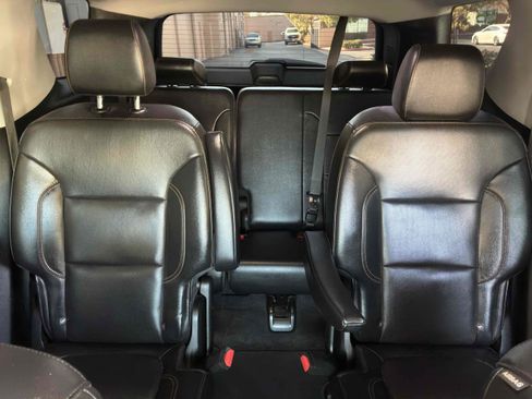 Used 2019 Chevrolet Traverse Premier w/ Redline Edition FWD image 56