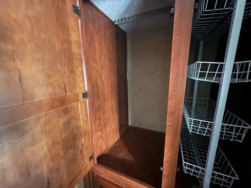 Used 2011 Mercedes-Benz Sprinter 3500 image 36