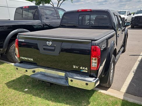 Used 2019 Nissan Frontier SV w/ Value Truck Package AWD/4WD image 3