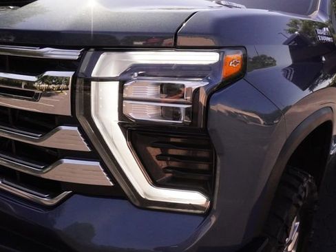 Used 2025 Chevrolet Silverado 2500 High Country AWD/4WD image 81