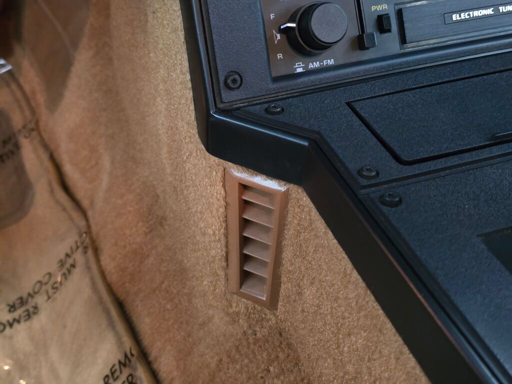 Used 1988 Chevrolet Camaro IROC-Z RWD image 71