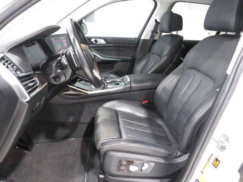 Used 2019 BMW X7 xDrive50i AWD/4WD image 9