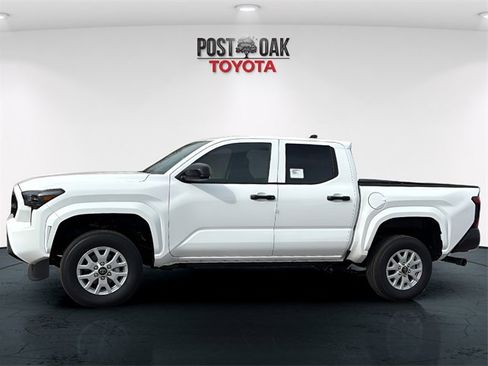 New 2026 Toyota Tacoma SR image 4