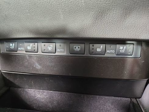 Used 2025 Lexus ES 350 Ultra Luxury image 28