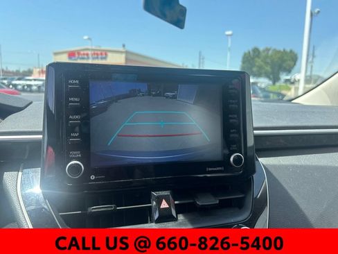 Used 2022 Toyota Corolla LE FWD image 14