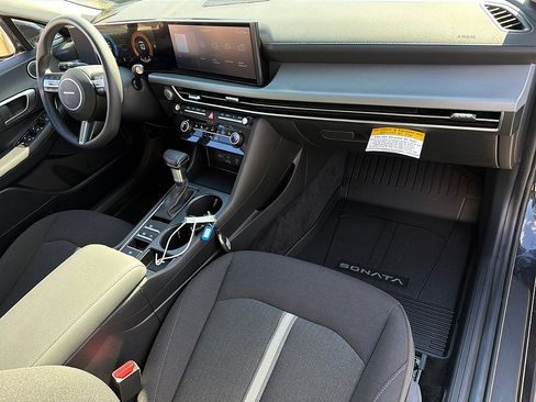 Certified 2025 Hyundai Sonata SE image 21