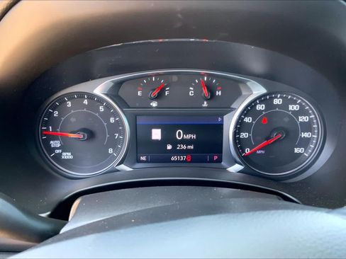 Used 2023 GMC Terrain SLT w/ Infotainment Package II FWD image 24