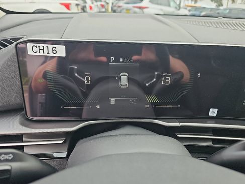 New 2026 Kia Sportage S image 15