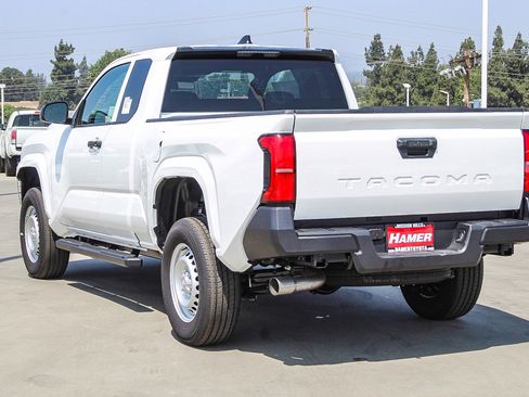 New 2025 Toyota Tacoma SR image 5