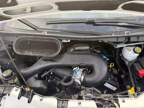 Used 2018 Ford Transit 350 XLT RWD image 22
