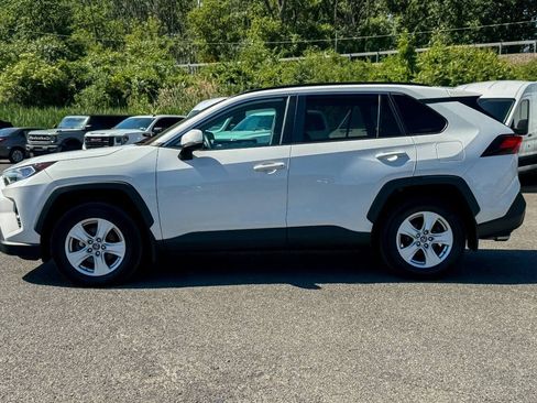Used 2021 Toyota RAV4 XLE w/ Convenience Package AWD/4WD image 6