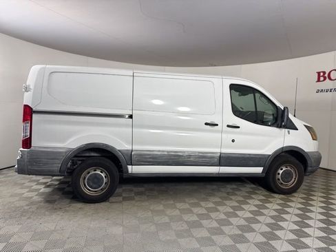 Used 2016 Ford Transit 250 130 Low Roof image 9
