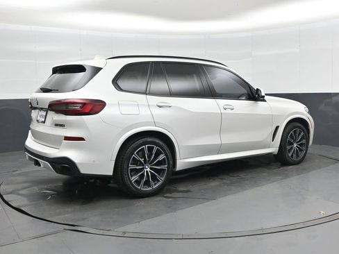 Used 2023 BMW X5 M50i w/ Executive Package AWD/4WD image 3