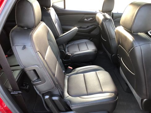 Used 2023 Chevrolet Traverse High Country AWD/4WD image 27