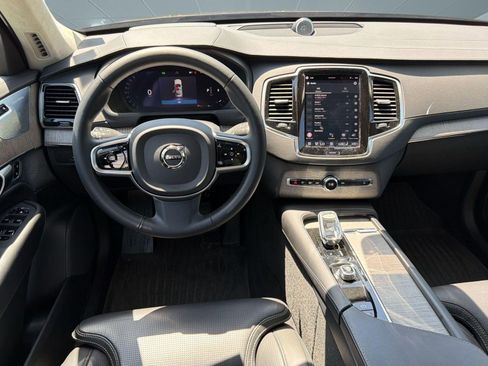 Certified 2023 Volvo XC90 B6 Ultimate w/ Lounge Package AWD/4WD image 28