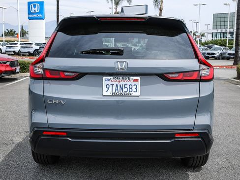 Certified 2025 Honda CR-V EX image 6