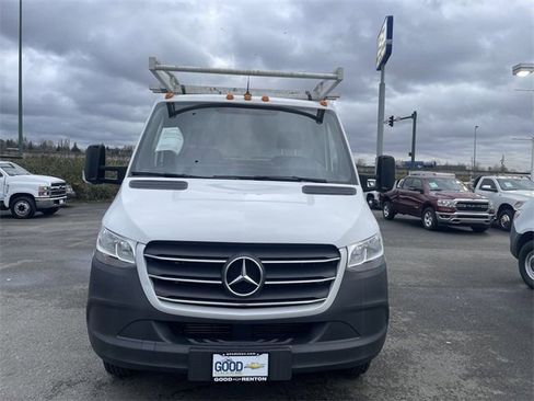 Used 2019 Mercedes-Benz Sprinter 170 w/ Chrome Grille Package image 9