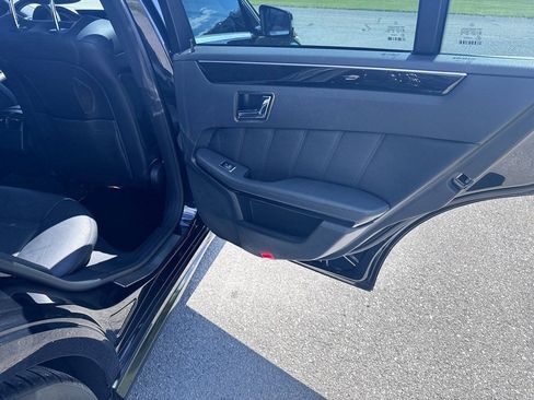 Used 2010 Mercedes-Benz E 63 AMG Sedan image 16