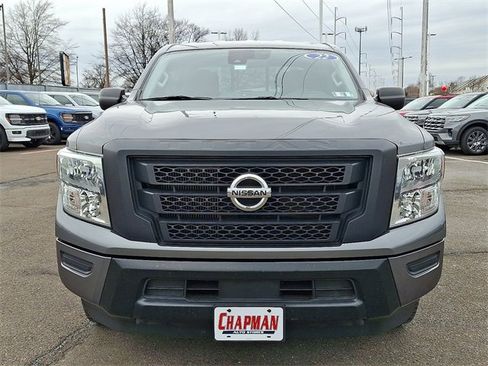 Used 2022 Nissan Titan S image 2