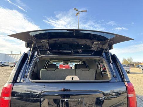 Certified 2017 Chevrolet Suburban Premier AWD/4WD image 7