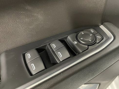 Used 2024 GMC Sierra 1500 SLE w/ Preferred Package image 19