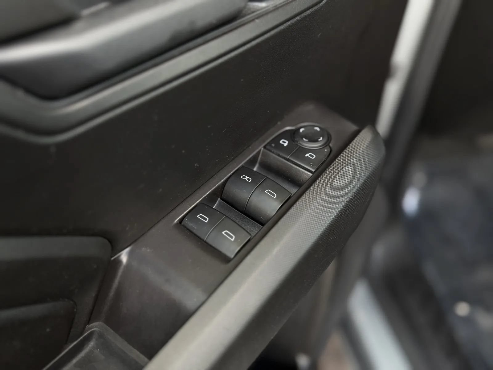 Used 2026 Chevrolet Colorado Trail Boss AWD/4WD image 25
