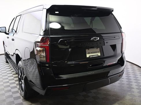 Used 2023 Chevrolet Suburban RST w/ Luxury Package AWD/4WD image 4