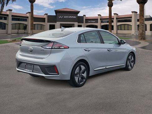 Used 2020 Hyundai Ioniq SEL FWD image 8