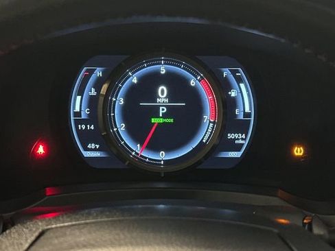 Used 2017 Lexus IS 200t F Sport w/ F Sport Package image 32