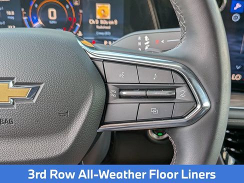 Used 2026 Chevrolet Suburban LS RWD image 22