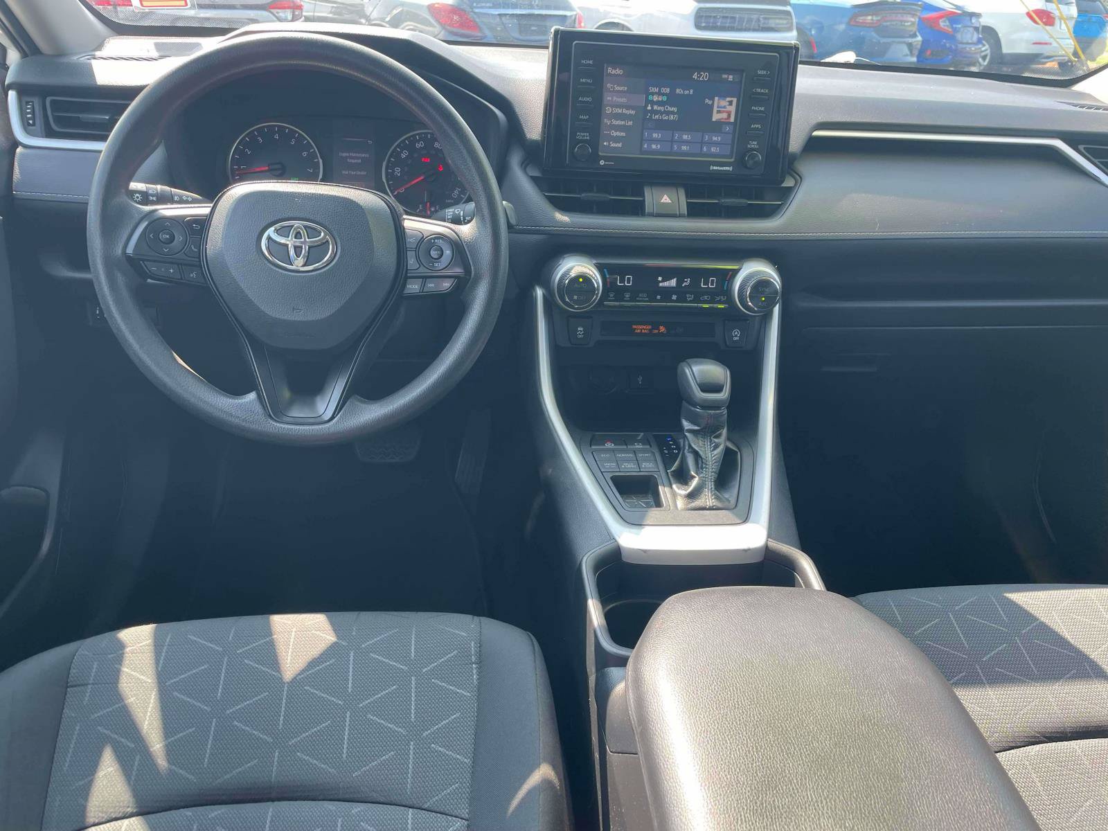 Used 2021 Toyota RAV4 XLE AWD/4WD image 14