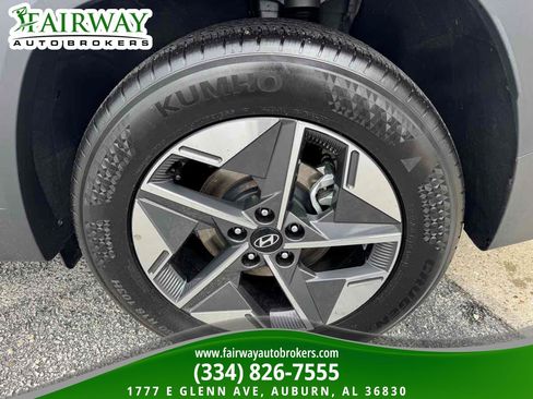 Used 2025 Hyundai Tucson SEL FWD image 32