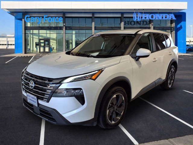 Used 2025 Nissan Rogue SV FWD image 4