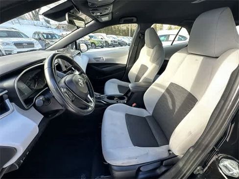 Used 2024 Toyota Corolla SE image 16