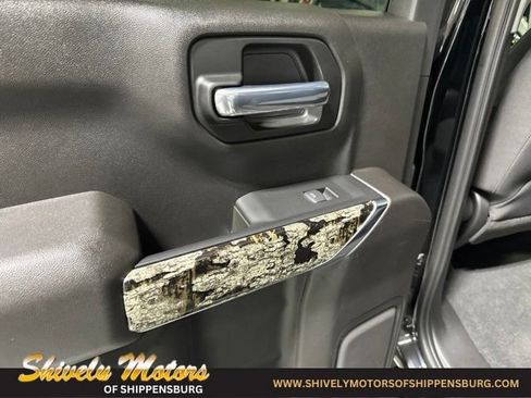 Used 2021 Chevrolet Silverado 1500 Custom Trail Boss w/ Realtree Special Edition AWD/4WD image 29