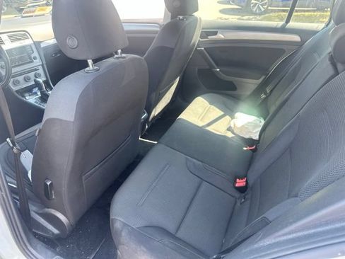 Used 2016 Volkswagen Golf S FWD image 11