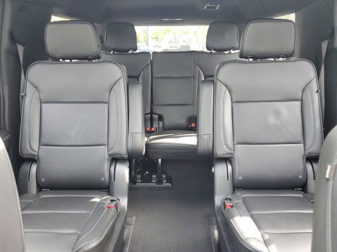 Used 2023 GMC Yukon XL Denali image 40