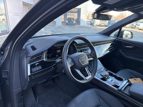 Certified 2025 Audi Q7 2.0T Premium w/ Convenience Package image 10